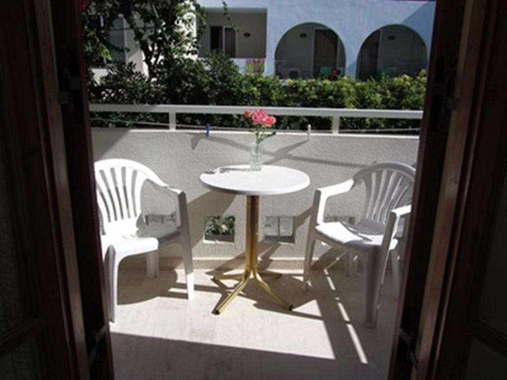 Michael Apartments Rethymno  Exterior photo